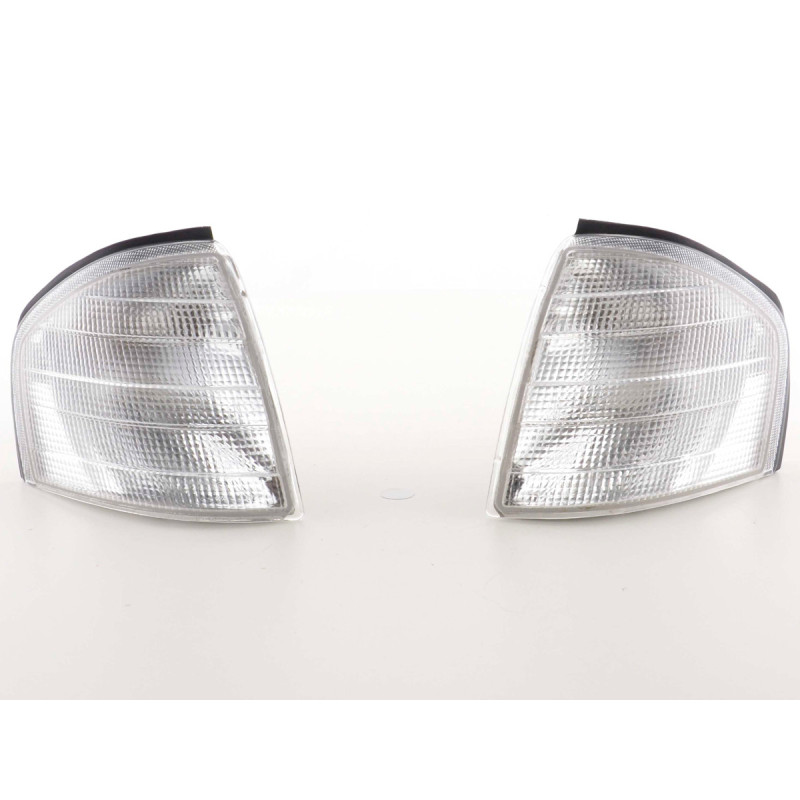 Jeu de clignotants avant Mercedes Benz Classe C type W202 94-99 blanc Jeu de clignotants avant Mercedes Benz Classe C type W202 94-99 blanc