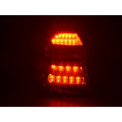 Jeu de feux arrière à LED BMW Série 1 E87 / E81 3/5 portes. 04-06 noir 