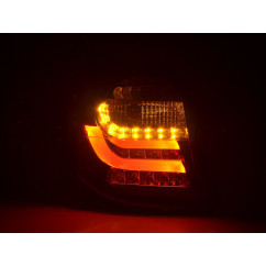 Jeu de feux arrière à LED BMW Série 1 E87 / E81 3/5 portes. 07-11 noir 