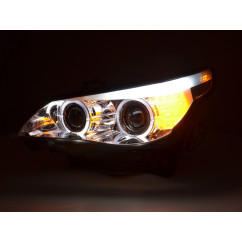 Phares avant xenon angel eyes LED BMW Série 5 E60 / E61 03-04 chrome pour conduite à droite 