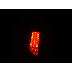 Kit feux arrières LED Ford Focus 2 5 portes 08-10 rouge / noir 