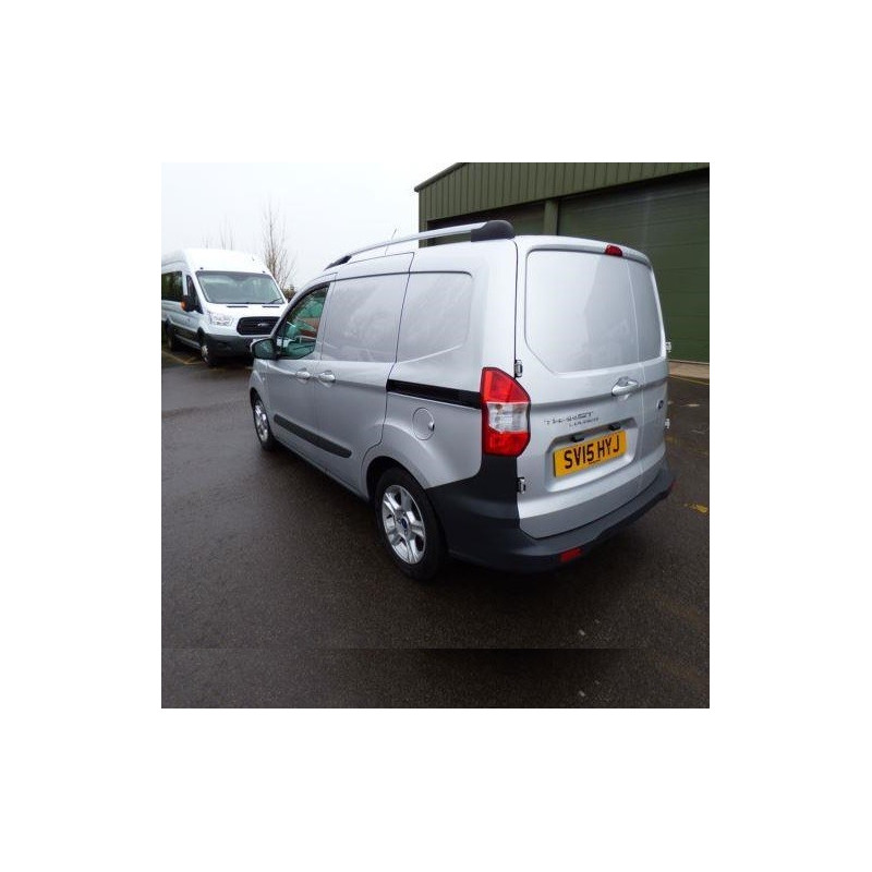 ATTELAGE FORD TOURNEO COURIER 07/2014- ROTULE EQUERRE