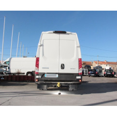 ATTELAGE IVECO DAILY FOURGON ROUES JUMELEES 07/2014-  V12 - V13 - PORT A FAUX 1520 - ROTULE EQUERRE