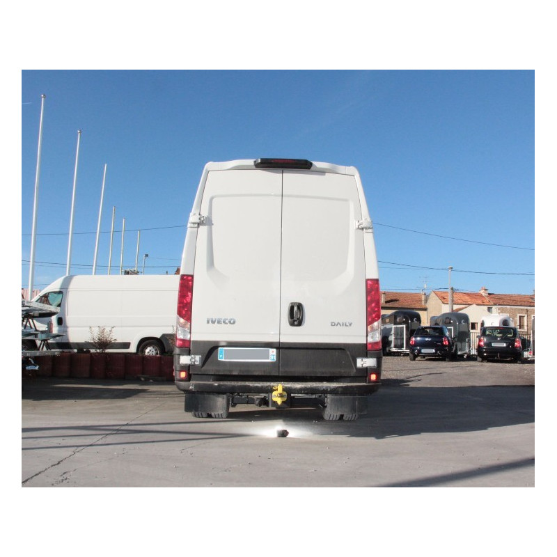 ATTELAGE IVECO DAILY FOURGON ROUES JUMELEES 07/2014-  V16 - V18 - PORT A FAUX 2120 - ROTULE EQUERRE