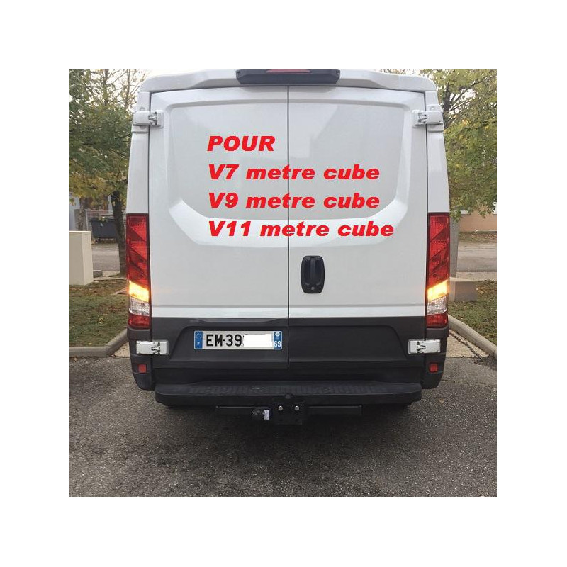 ATTELAGE IVECO DAILY FOURGON ROUES SIMPLES 2014-  V7 - V9 - V11 - PORTE A FAUX 1120 - ROTULE EQUERRE