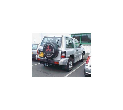 ATTELAGE MITSUBISHI MONTERO - ROTULE EQUERRE
