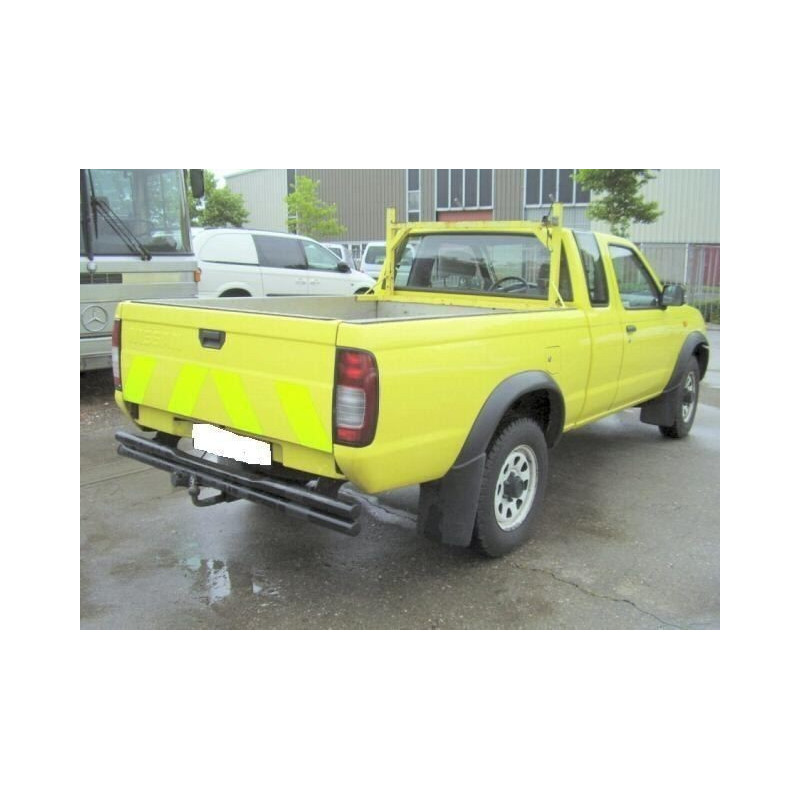 ATTELAGE NISSAN KING CAB D22 03/1993-06/2005 - ROTULE EQUERRE