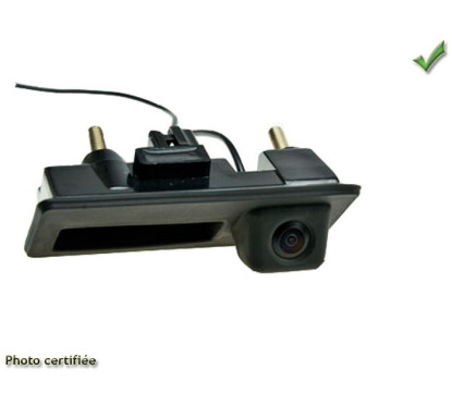 CAMERA DE RECUL INTEGREE DANS POIGNEE DE COFFRE VOLKSWAGEN TIGUAN 2008-2011 (5N1) SANS LIGNE