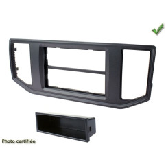 FACADE AUTORADIO MAN TGE 2017- SAUF MODELE GPS  NOIR