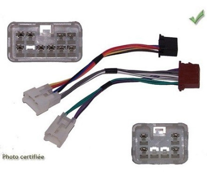 FAISCEAU AUTORADIO TOYOTA IQ - 4HP ISO