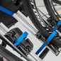 Cruz Pivot 2 - Porte-vélos sur boule d'attelage avec éclairage pour 2 vélos Cruz Pivot 2 - Porte-vélos sur boule d'attelage avec éclairage pour 2 vélos