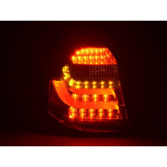 Jeu de feux arrière à LED BMW Série 1 E87 / E81 3/5 portes. 07-11 noir 