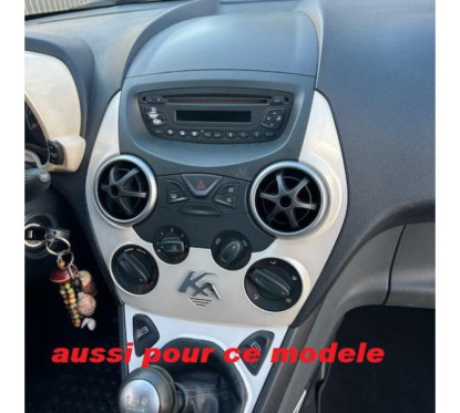 FACADE AUTORADIO FORD KA 2009- NOIR